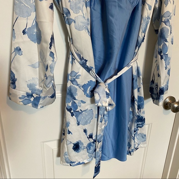 Blue Floral Gown set with Slip inside. LIKE NEW. - Picture 3 of 4